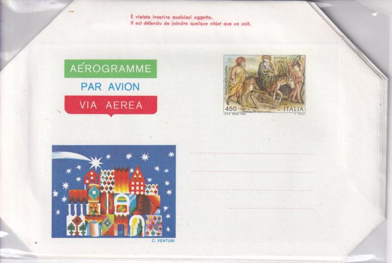 Aerogramma Italia Repubblica NUOVO 02/12/1982 Natale 82 Francobollo Fuga in Egitto di Vincenzo Foppa Lire 450 policromo (A 18)