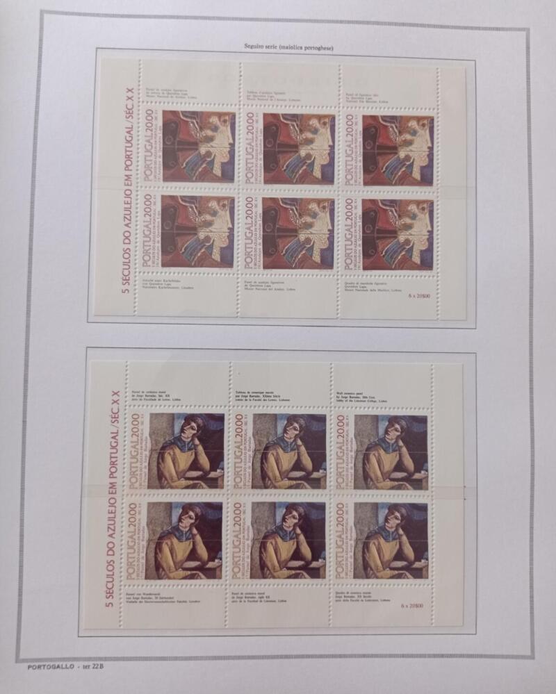 Minifogli Portogallo Anno 1985 Maioliche portoghesi 17esima e 19esima serie (cat. n. 1627 e 1643) montati su Fogli Marini King usati (i fogli sono in omaggio)
