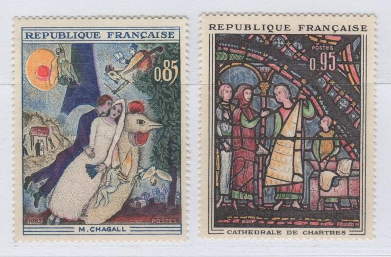 Francobolli Francia Anno 1963 Opere d’arte M. Chagall ‘Gli sposi della Torre Eiffel’ Vetrata Cattedrale Chartres ‘Mercanti pellicce’