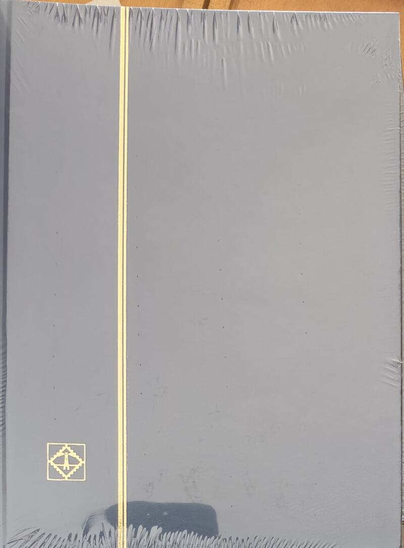 Classificatore Leuchtturm Basic 32 pagine a fondo nero
